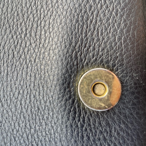 Tory Burch Bryant Quilted Shoulder Bag; Black and Gold - Picture 16 of 16